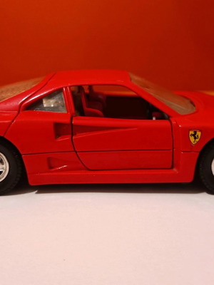 Миниатюра Ferrari F-40 1/32 Guisval употребявана
