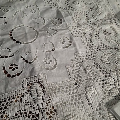 Table linen set of 4 pieces new