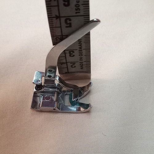 Sewing foot for knits new for home sewing machine