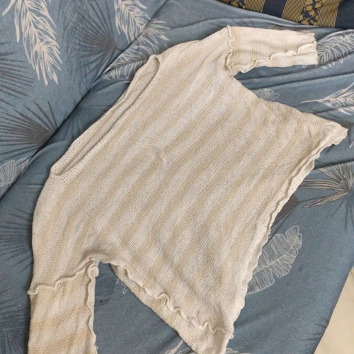 Blouse like new, size L, white and beige