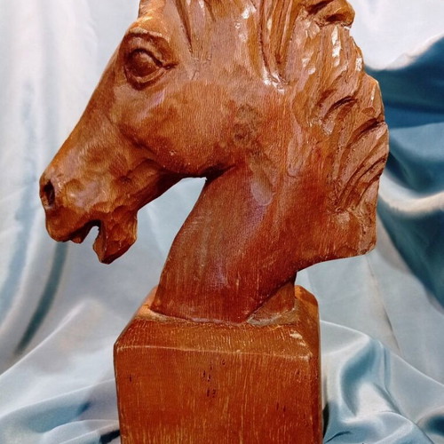 Handmade solid wood horse head sculpture 27 cm like new