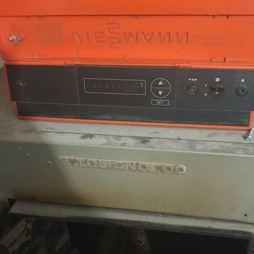 Viesman Wood Boiler with 1000L Buffer used