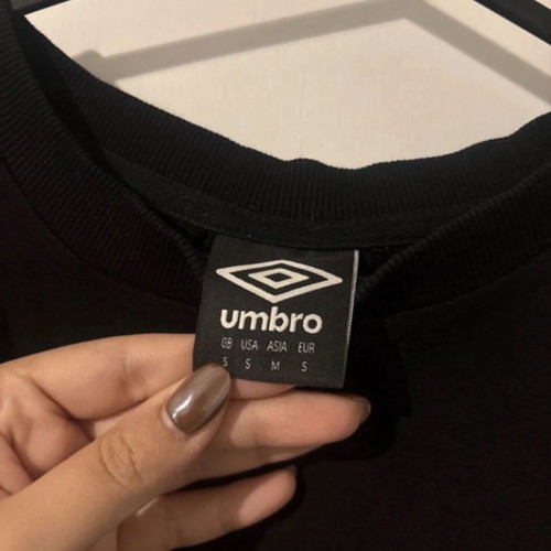 Umbro sweatshirt like new, black, size S
