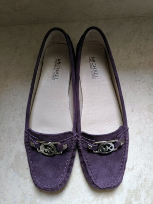 Michael Kors loafers purple size 40 like new