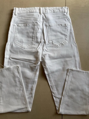 Zara White Jean Like New Size 38