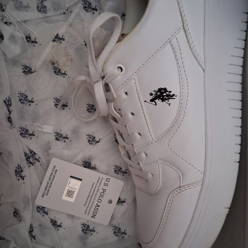 Polo Club Casual Shoes size 42 white like new