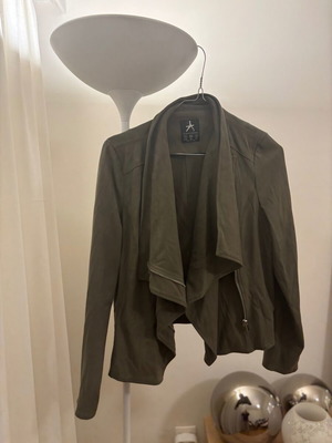 Khaki jacket type castor like new, size 40