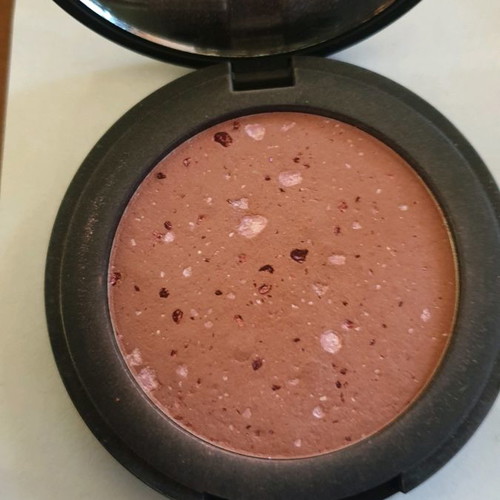 COSMETICS 3/3!  CHANEL &  ADRIANA KAREMBEU