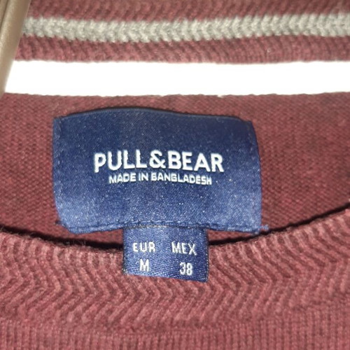 Pull & Bear sweater size M like new, red