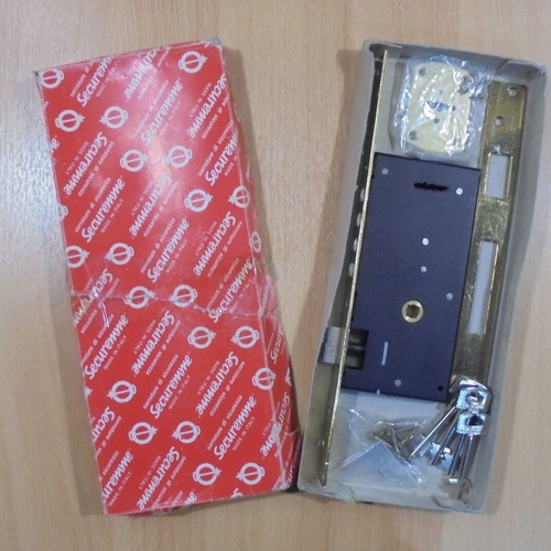 Securemme 2022 Italian mortise security lock 4 pins, 2 turns with 4 keys like new