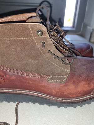 Timberland men's leather and suede boots size 45, like new