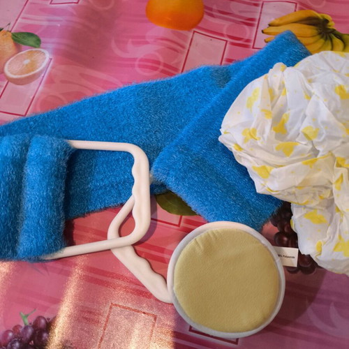 Bath sponge set new with body sponge, face sponge, and shower cap