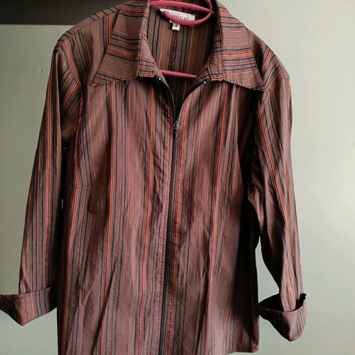 Striped brown and orange Unique shirt used, size L