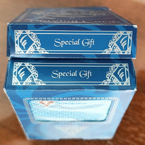 Playing cards new, set of 2