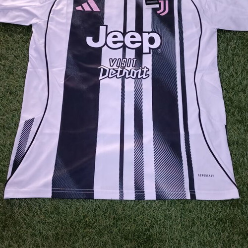 Juventus Home Jersey 2025-26, medium size, official replica
