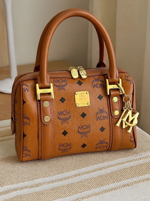 MCM handbag like new, brown