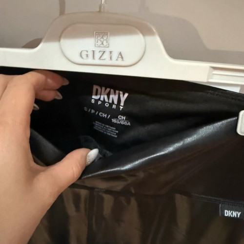 DKNY leggings like new, black, comfortable for evening or sporty looks