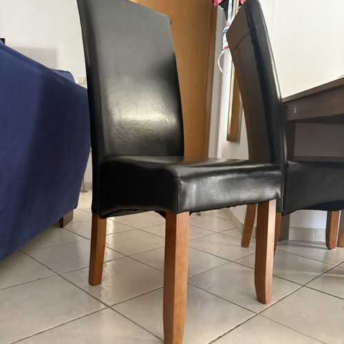 Dining chairs set of 4 black leatherette like new from Jysk