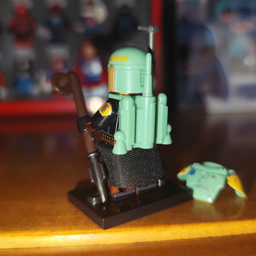 Boba Fett Repainted Armor figure like new with accessories