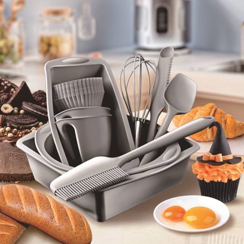 Complete Silicone Baking Set new, trays and accessories