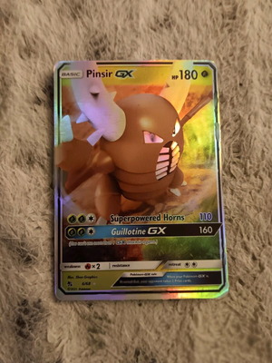 Pokémon card PinsirGX Hidden Fates like new