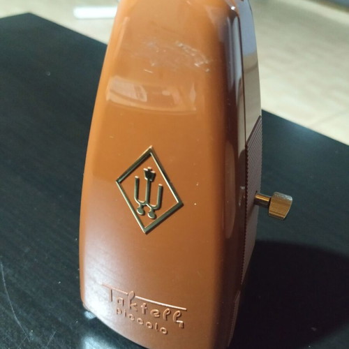 Wittner Taktell Piccolo mechanical metronome like new, brown