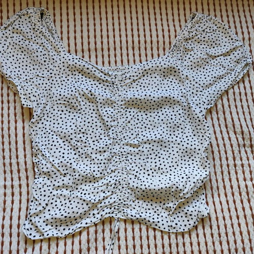 H&M polka dot crop top new, size large, black and white