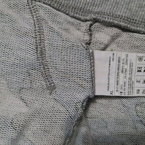 United Colors of Benetton kids camouflage cardigan used, age 10-11