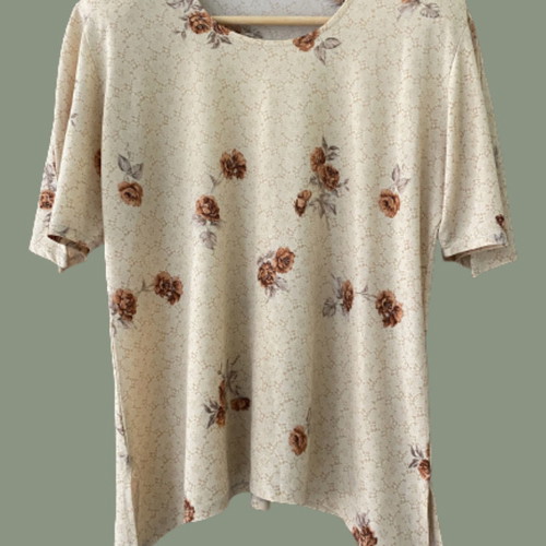 Vintage blouse size L in excellent condition