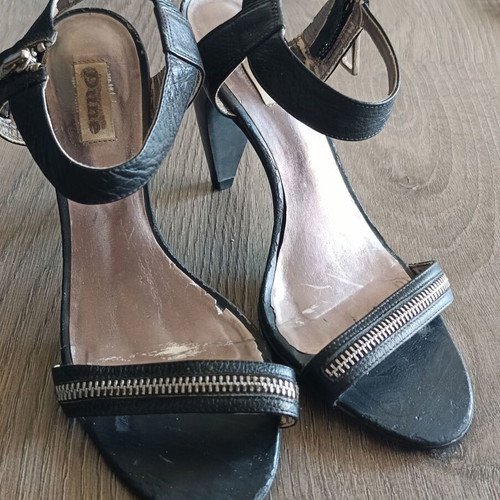 Dune London black leather sandals size 39 like new