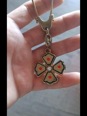 Keychain Four-Leaf Clover with Stone New Gold