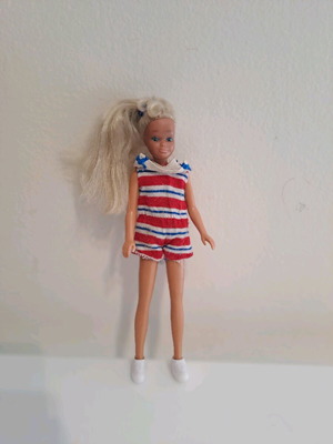 Skipper 1984 Barbie Sea Lovin used