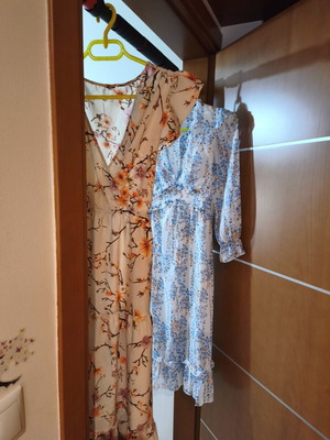 Dresses like new, set of 2, midi and long sleeve