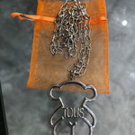 Women’s pendant necklace