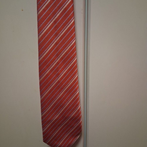 Tie used red