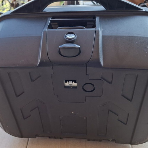 Kappa 43 motorcycle top case used with key and mounting base