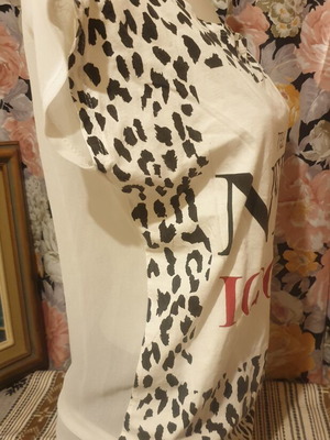 T-shirt S used, black and white, muslin back