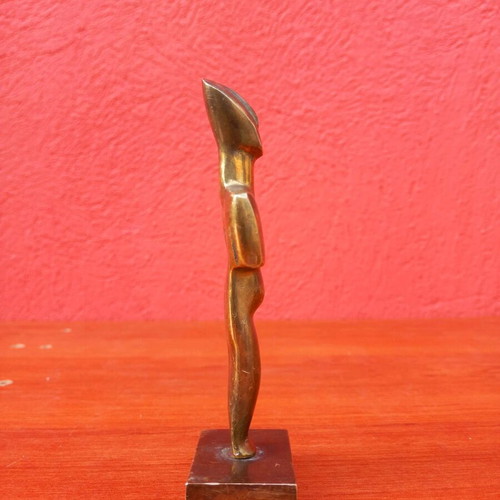 Cycladic figurine