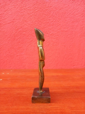 Cycladic figurine