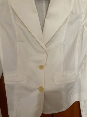 Women's white jacket used, short fitted spring, size 2