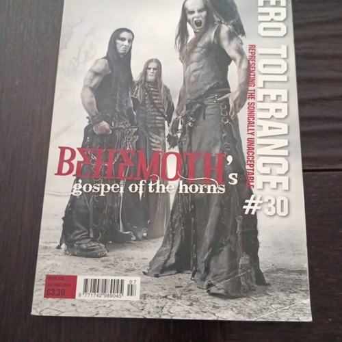 Zero Tolerance metal magazine like new, issues 30 and 43
