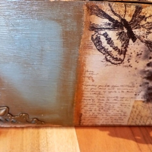 Wooden wine case handmade like new, decoupage