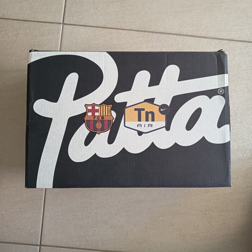 Nike TN x Barcelona x Patta shoes size 38 used with minor wear
