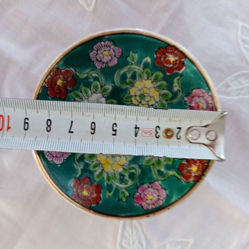 Vintage porcelain Asian trinket dish with floral motif, like new