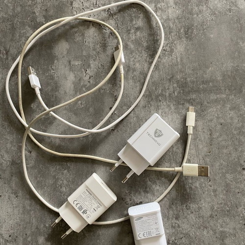 Pack of cables and adapters for Huawei and Samsung chargers like new