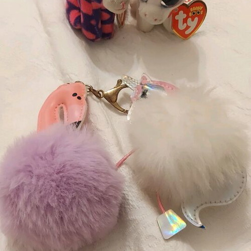 Keychain pack of 4 pieces