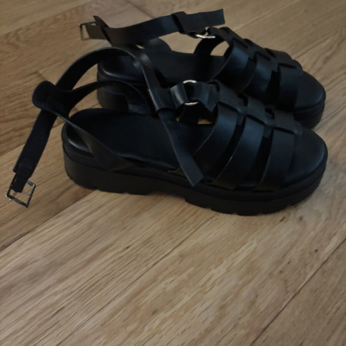 Chunky Gladiator Sandals black size 39 like new