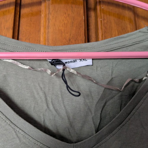 Pink Woman women's t-shirt XXL new, green
