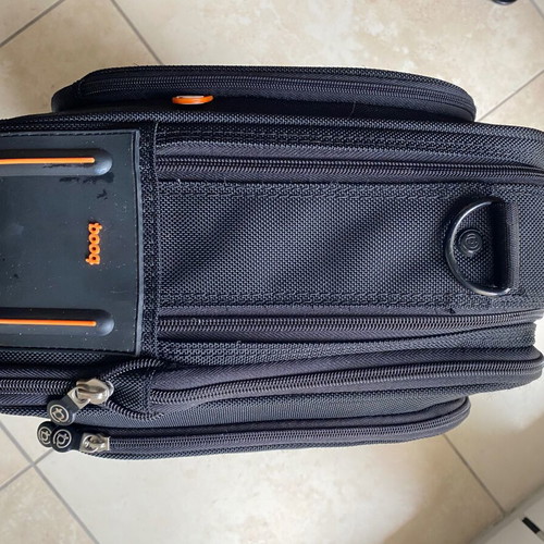 Booq Boa XL laptop bag used up to 15inch black orange