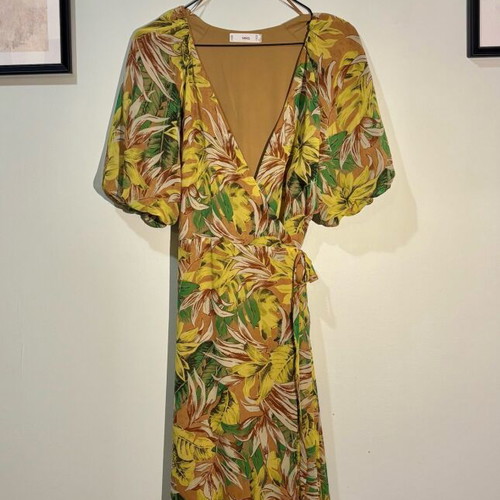 Mango midi dress new, size Medium, multicolored